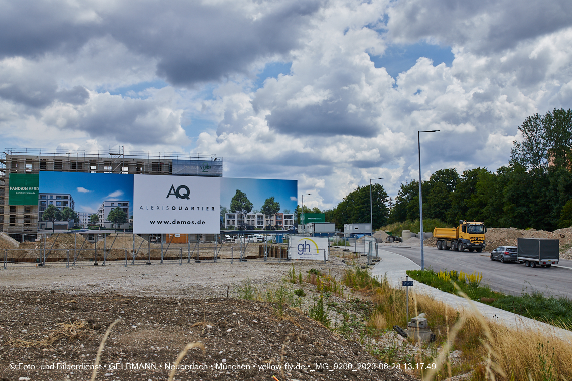 28.06.2023 - Baustelle Alexisquartier - neue DEMOS-Hinweisschilder
